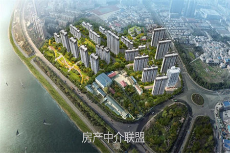 天一城3室2厅1卫118平精装带车位75万